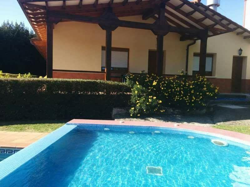Apartamentos El Cazador San Vicente de Toranzo Exterior foto